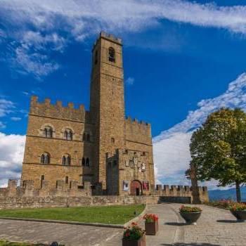 Castello dei Conti Guidi - Poppi, Toscana